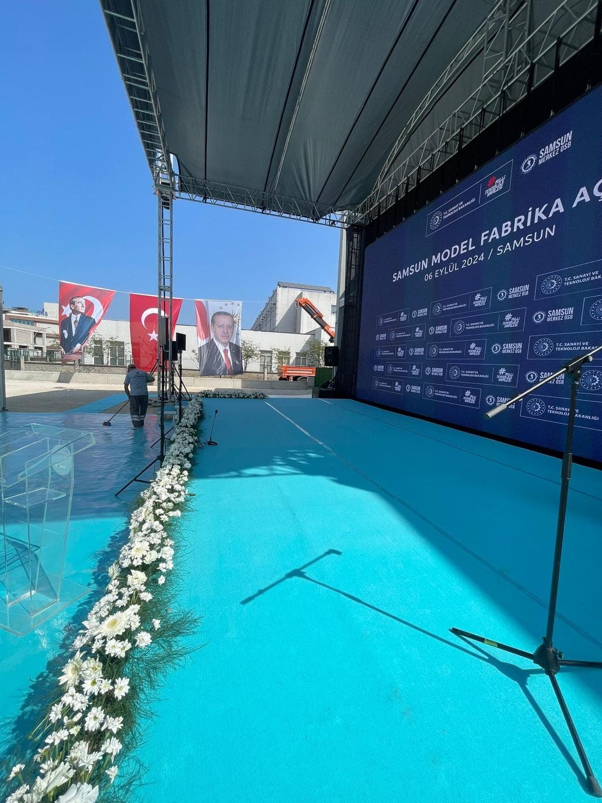 Miting  Alanı / Sahne  Rip projemiz - 1